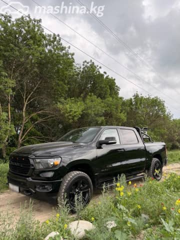 RAM 1500 V Quad Cab 5.7 AT 4WD