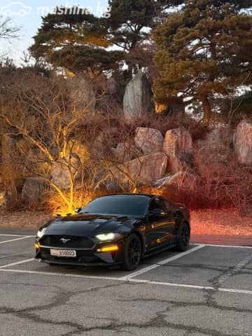Ford Mustang VI Рестайлинг 2.3 AT