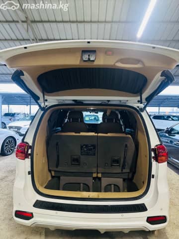 Kia Carnival III 2.2d AT