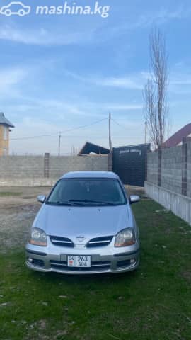 Nissan Almera Tino 1.8 MT