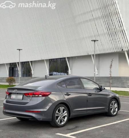 Hyundai Avante VI 1.6 AT