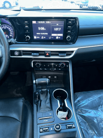Kia K5 III LPi 2.0 AT