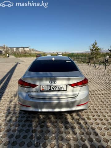 Hyundai Elantra VI (AD) 2.0 AT