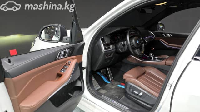 BMW X5 IV (G05/G18) 40i 3.0 AT 4WD