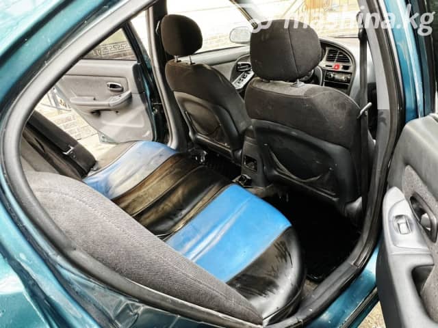 Hyundai Elantra III (XD) 2.0d MT