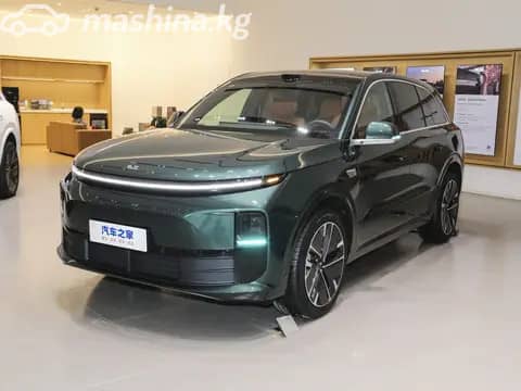 LiXiang L6 1.5hyb AT 4WD