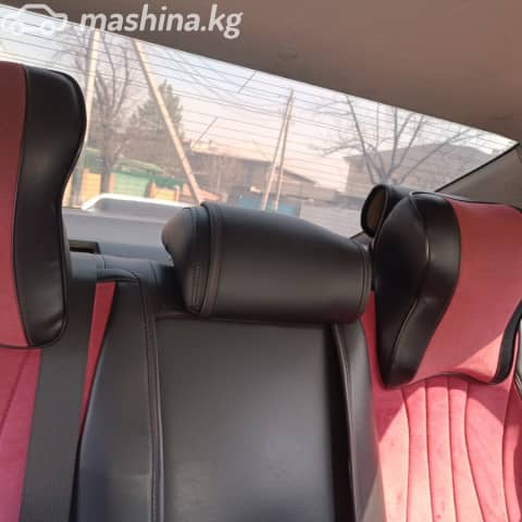 Toyota Corolla XI (E160, E170, E180) Рестайлинг 1 1.8hyb CVT