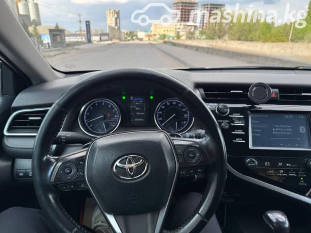 Toyota Camry VIII (XV70) 2.5 AT