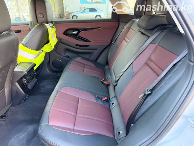 Land Rover Range Rover Evoque II Рестайлинг 2.0 AT 4WD