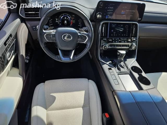 Lexus LX IV 600 3.5 AT 4WD