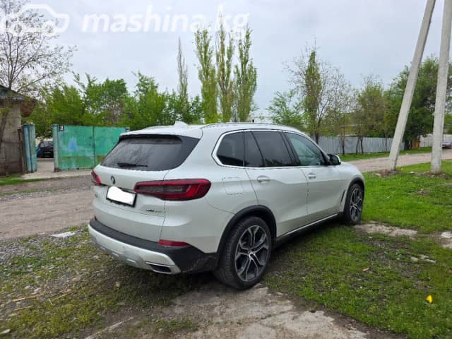 BMW X5 IV (G05/G18) 40i 3.0 AT