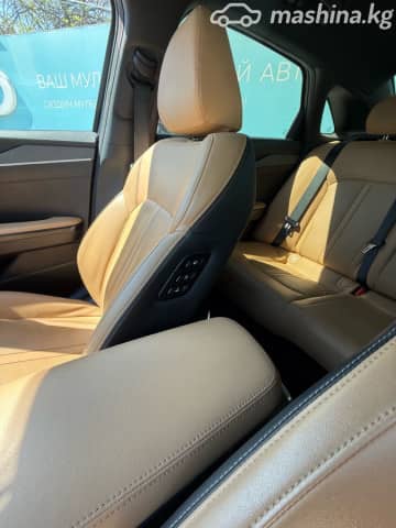 Kia K5 III 1.6 AT