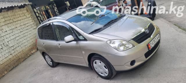 Toyota Corolla Verso I 1.8 MT