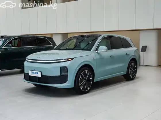 LiXiang L6 1.5hyb AT 4WD