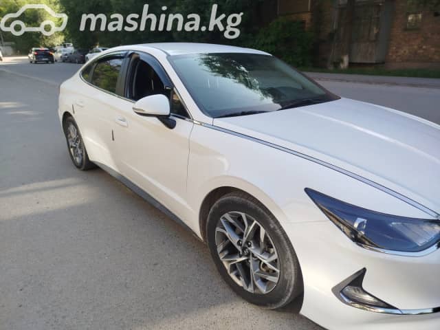 Hyundai Sonata VIII (DN8) 2.0 AT