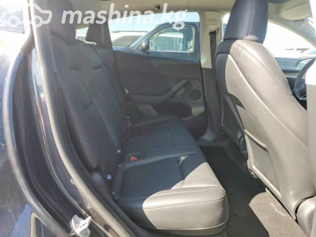 Tesla Model Y I Standard Electro AT