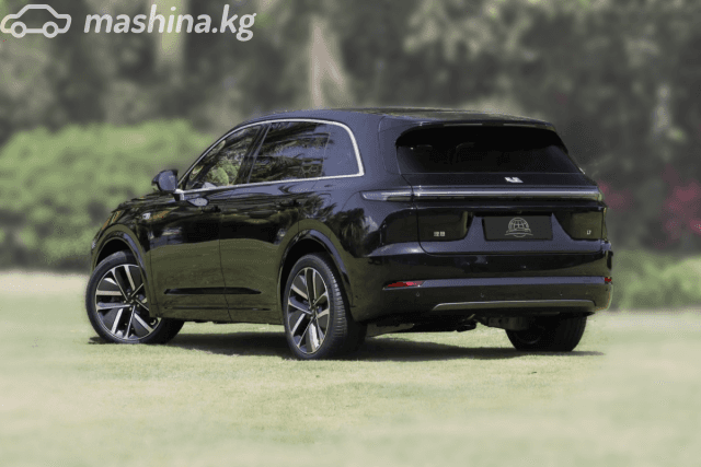 LiXiang L7 Рестайлинг 1.5hyb AT 4WD