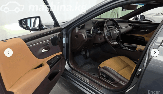 Lexus ES VII 300h 2.5hyb CVT