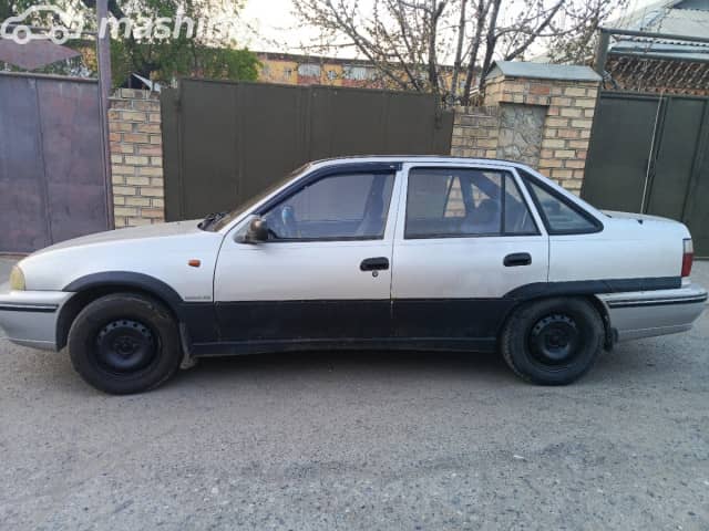 Daewoo Nexia I 1. 6 MT