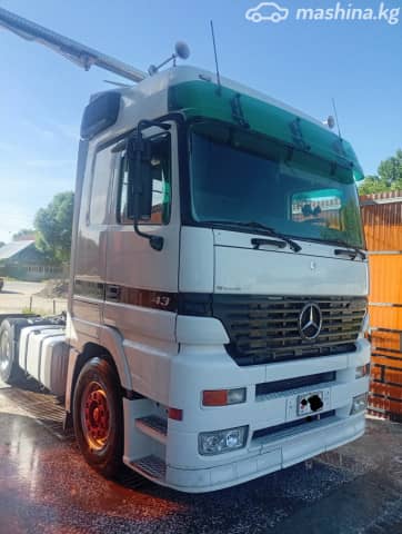 Mercedes-Benz 4x2