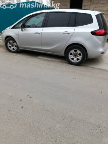 Opel Zafira C CNG 1.6 MT