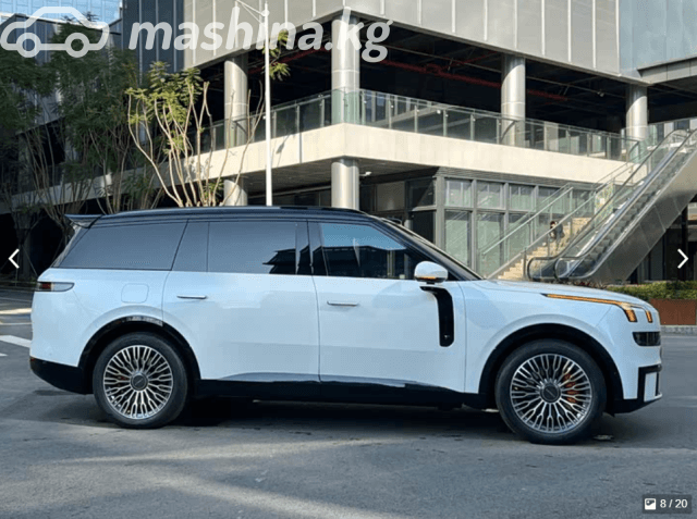 Lynk & Co 900 2.0hyb AT 4WD