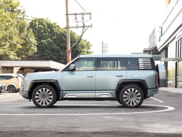 BYD Yangwang U8 2.0hyb AT 4WD