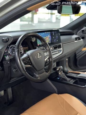 Lexus ES VII Рестайлинг 300h 2.5hyb CVT