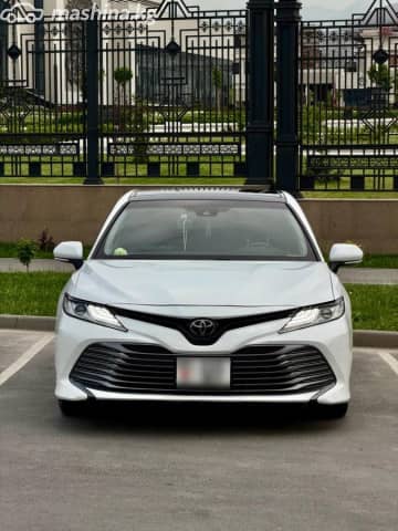 Toyota Camry VIII (XV70) 2.5 AT