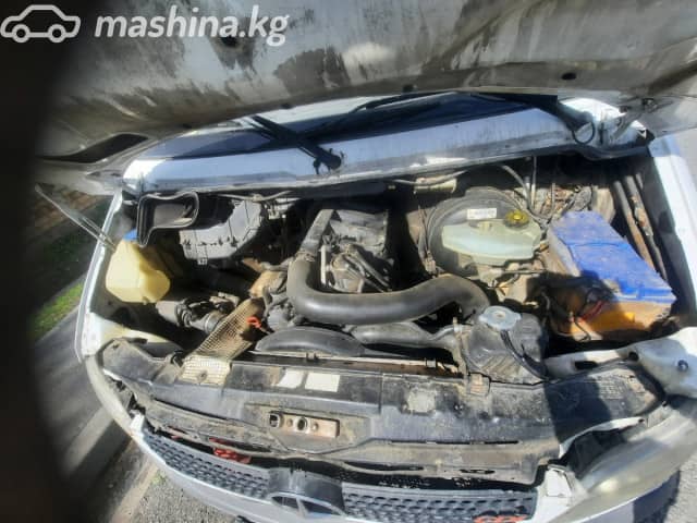 Mercedes-Benz Фургон (4х2)