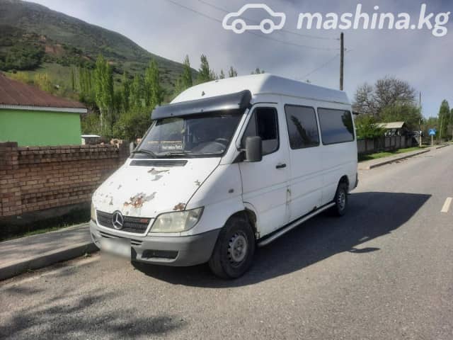 Mercedes-Benz Фургон (4х2)