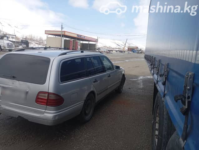Mercedes-Benz E-Класс II (W210, S210) 240 2.4 MT