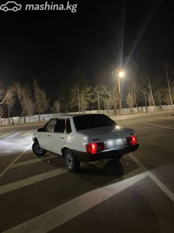 ВАЗ (Lada) 21099 21099-20 1.5 MT