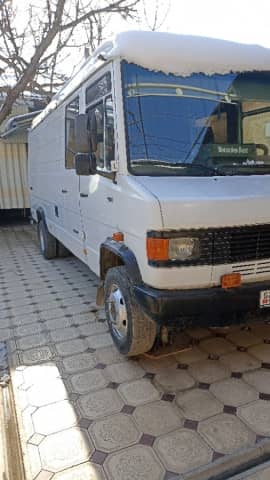 Mercedes-Benz Vario