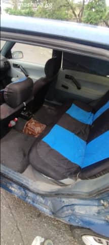 Volkswagen Passat B3 1.8 MT