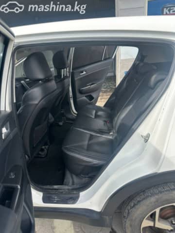 Kia Sportage IV Рестайлинг 2.0d AT