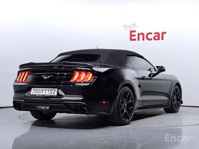 Ford Mustang VI Рестайлинг 2.3 AT