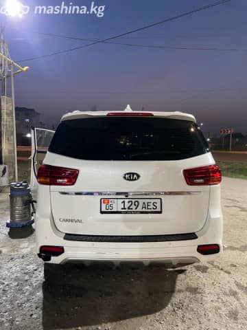 Kia Carnival III 2.2d AT