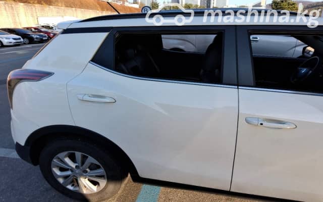 SsangYong Tivoli I Рестайлинг 1.5 AT