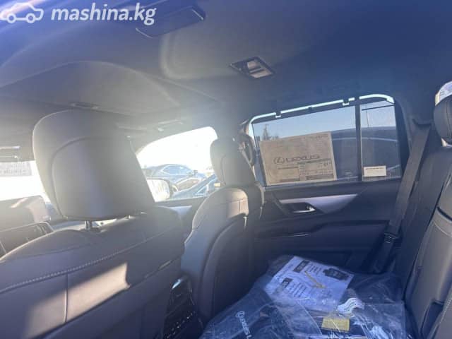 Lexus LX IV 600 3.5 AT 4WD