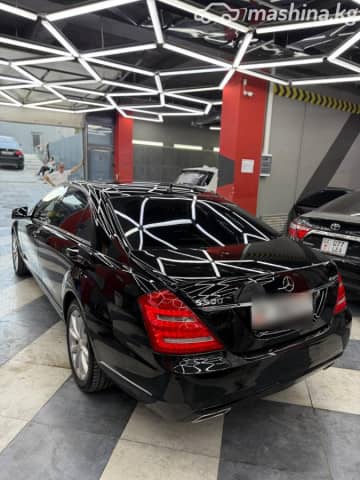 Mercedes-Benz S-Класс V (W221) Рестайлинг 500 Long 5.5 AT 4WD