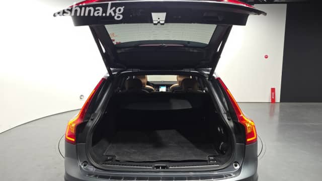 Volvo V90 Cross Country I 2.0 AT 4WD