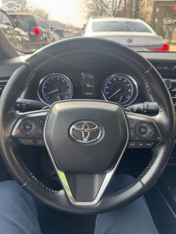 Toyota Camry VIII (XV70)