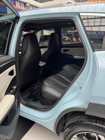 Geely Galaxy L7 18.7 kWh 1.5hyb AT