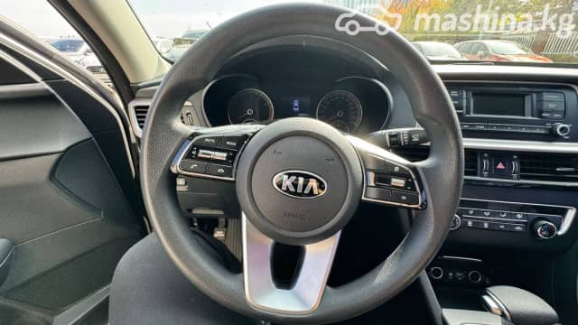 Kia K5 II 2.0 AT