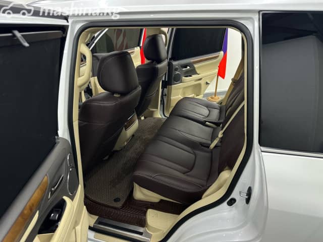Lexus LX III Рестайлинг 2 570 5.7 AT 4WD