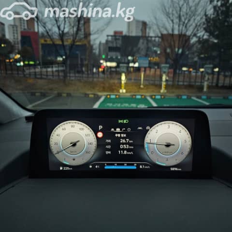 Hyundai Staria 2.2d AT