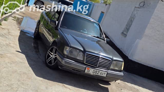 Mercedes-Benz E-Класс I (W124) 220 2.2 AT