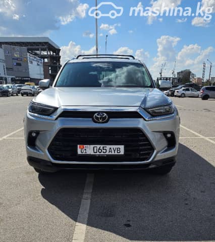 Toyota Grand Highlander 2.5hyb CVT 4WD
