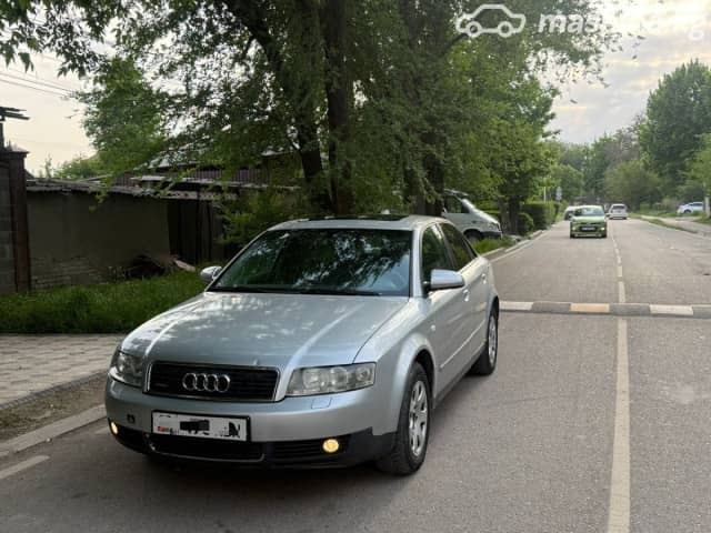 Audi A4 II (B6) 1.8 AT 4WD
